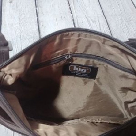 Elegant Brown Quilted Shoulder Bag - Picture 7 of 12